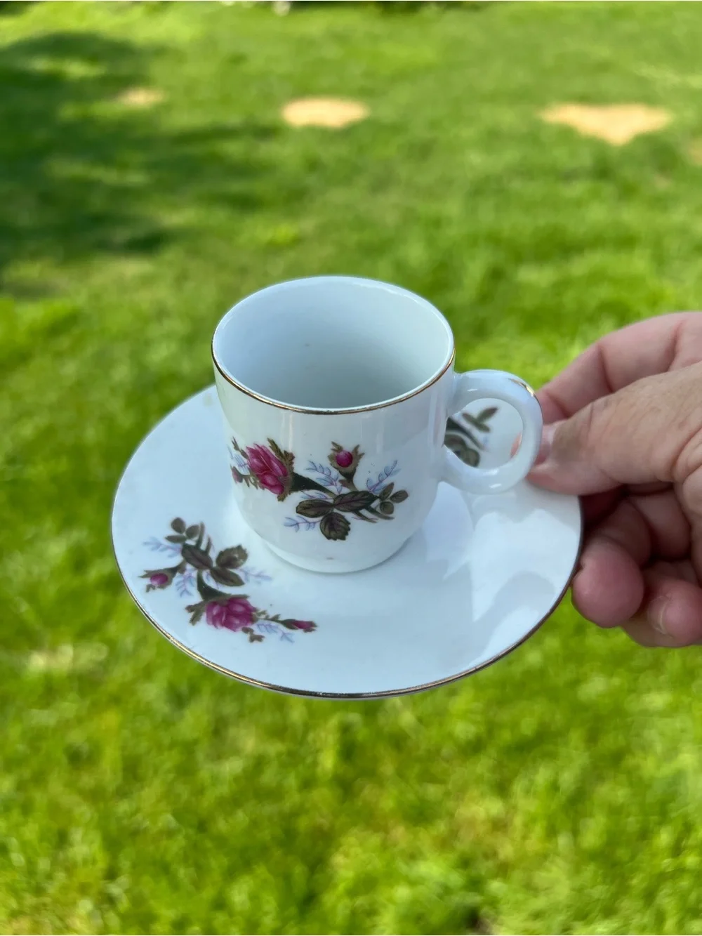 Vintage Tangshan fine China from the 50’s rose espresso cup / saucer